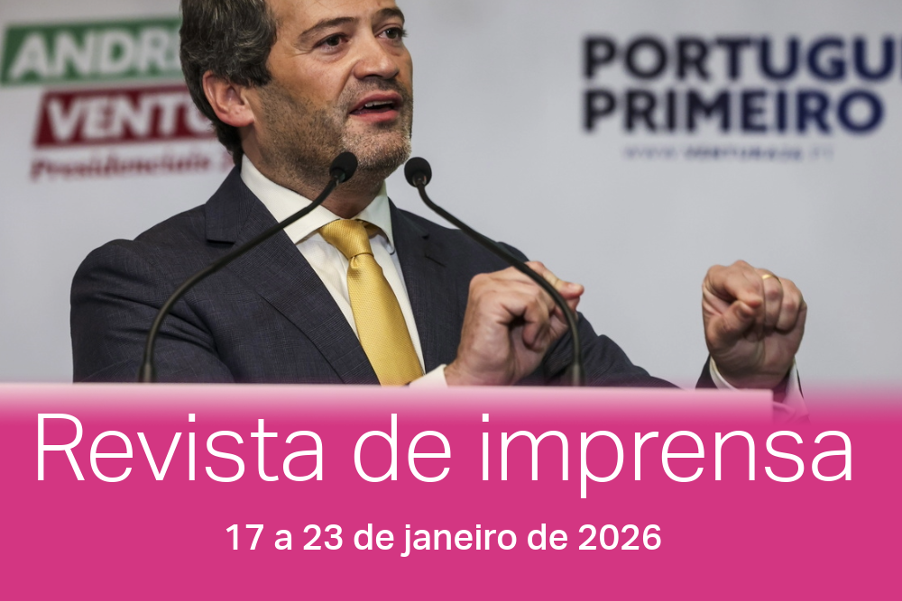 Político fazendo um discurso