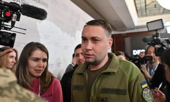 Его считают «теневым координатором» целого ряда резонансных операций, нанесших заметный ущерб российской военной инфраструктуре.