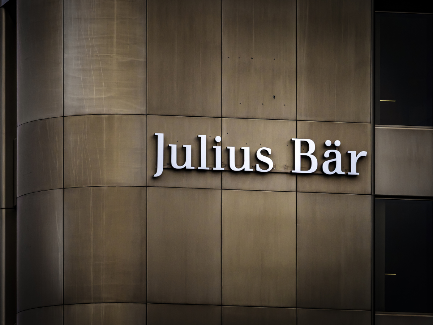 Swiss bank Julius Bär posts lower profits