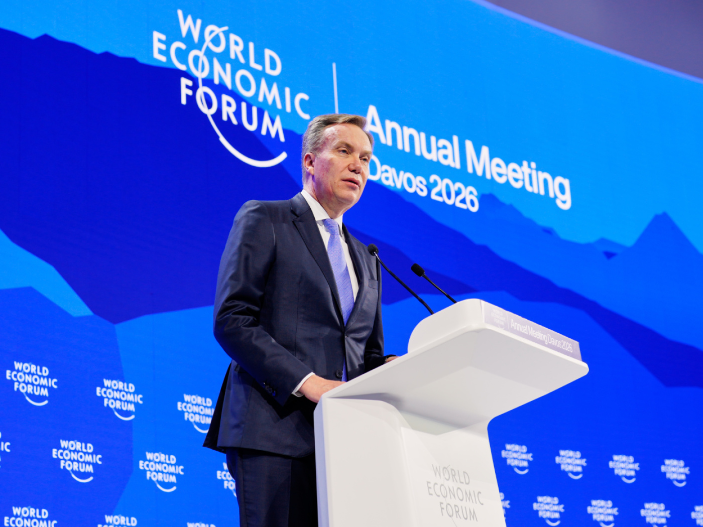 The Chairman and Director of the WEF announces his resignation