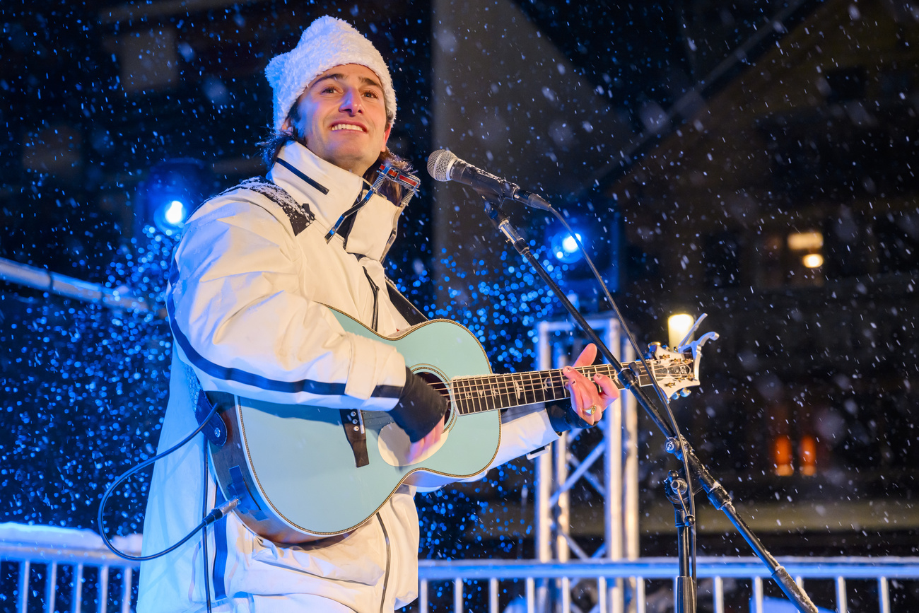 Burgener aprendeu a valorizar a flexibilidade de uma equipe privada. Ele pode se dedicar à sua segunda grande paixão – a música – a hora que bem entender.