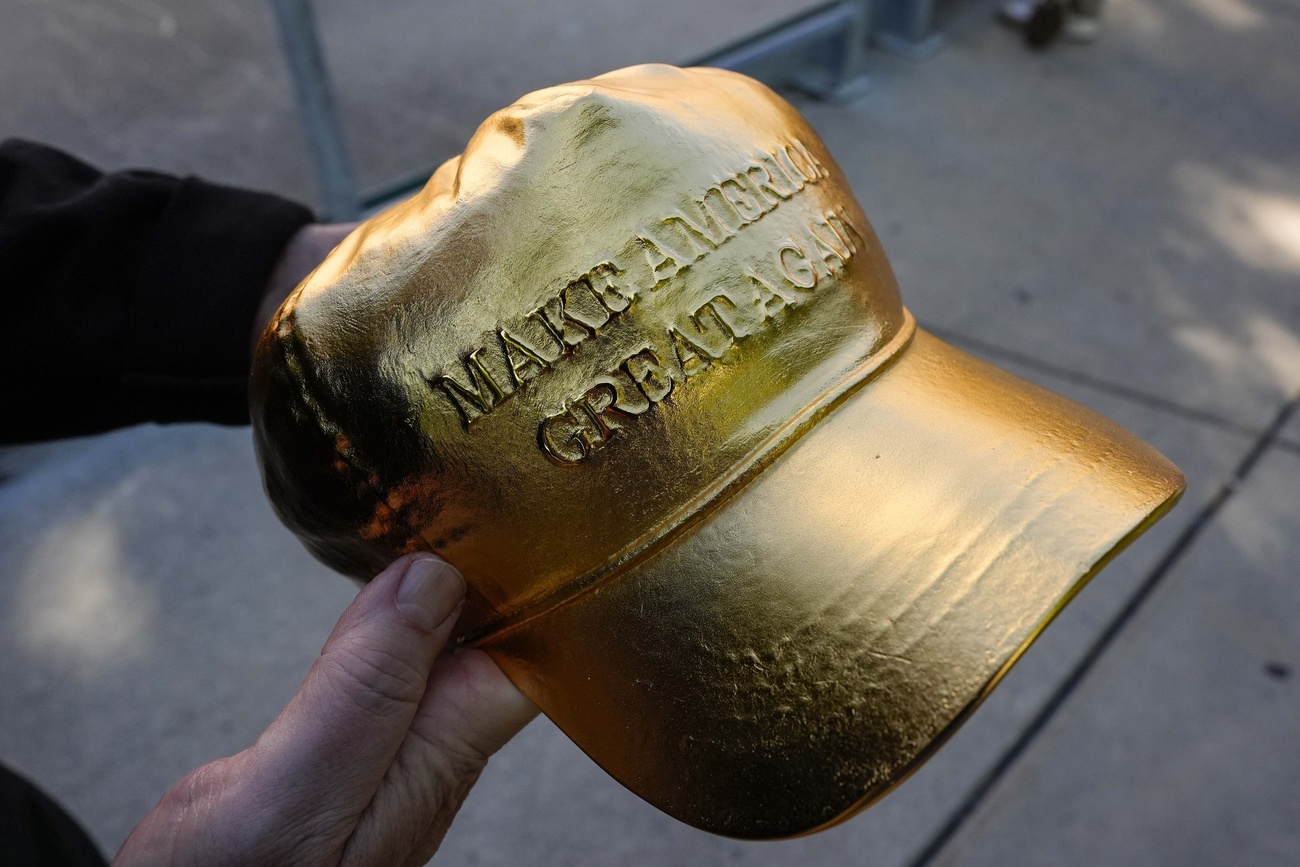 Gold cap