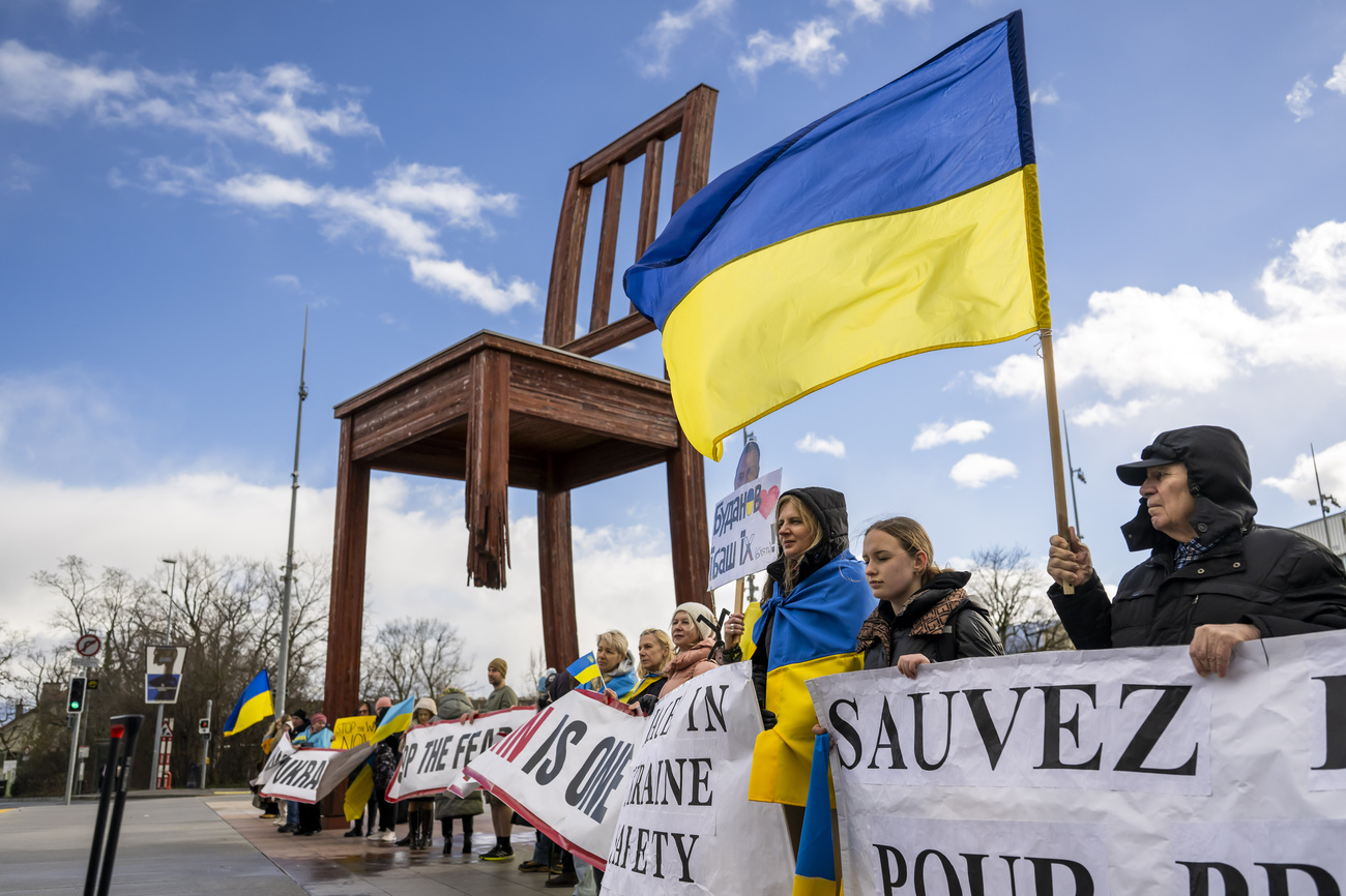 Demonstrations take place on Place des Nations on the fringes of the peace negotiations between Russia and Ukraine.