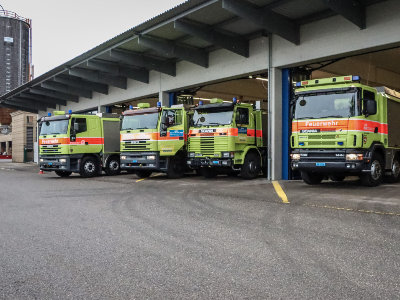 Swiss canton donates fire engines to Ukraine