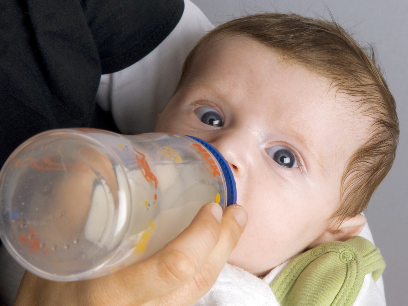 Paris public prosecutor opens five proceedings over baby milk