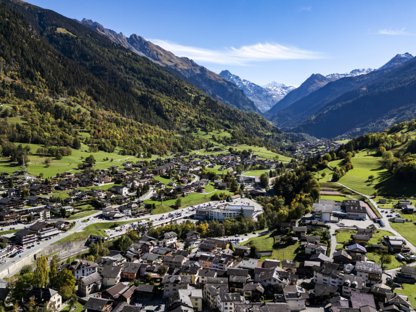 Explosion at Swiss carnival injures several people