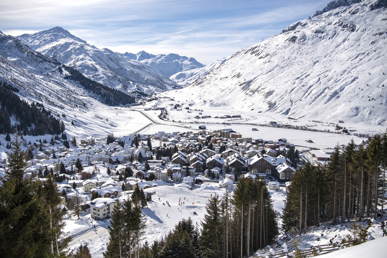 veduta aerea di andermatt