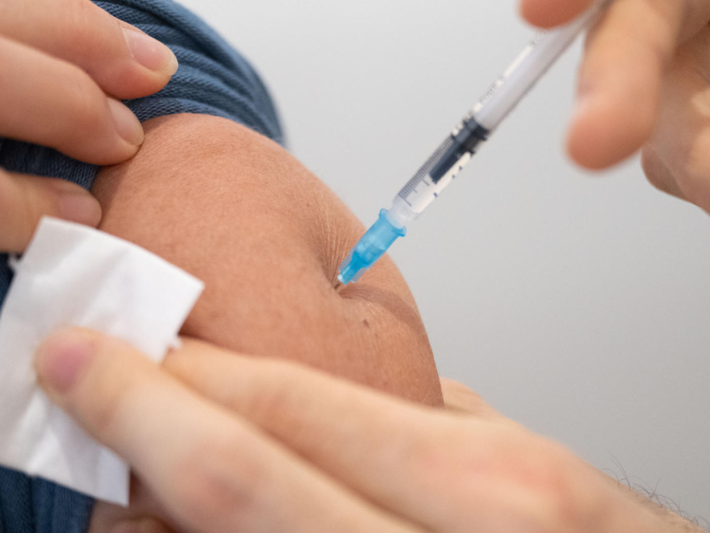 siringa in una spalla