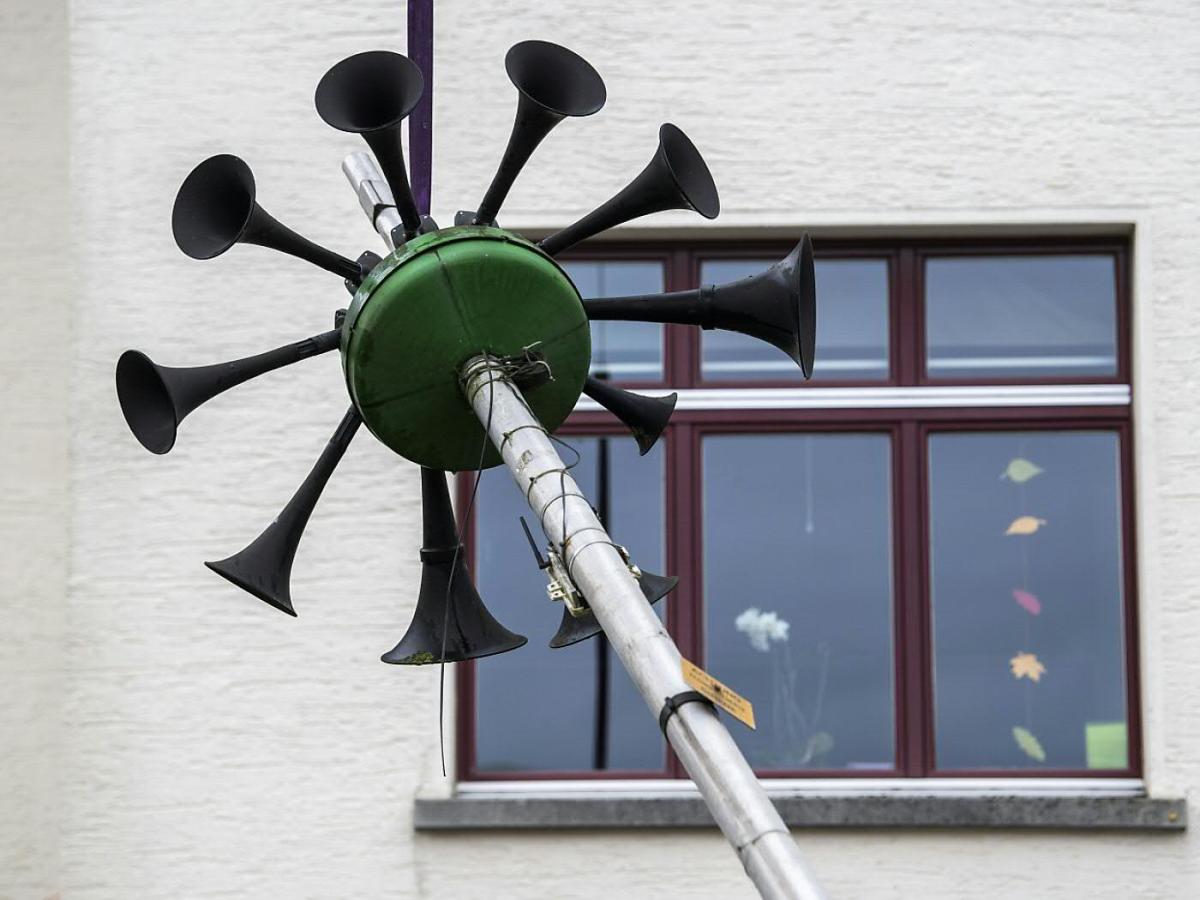 Fehlalarm: Schweizer Sirene heult einen Tag zu früh