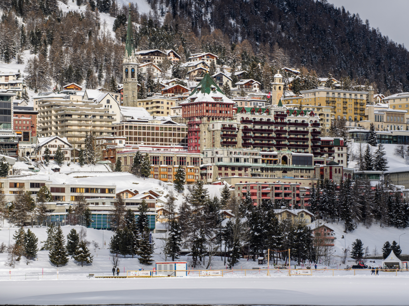 località alpina innevata