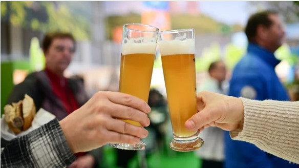 При управлении автомобилем эта норма в стране действует уже давно, однако в парламенте кантона Во она недавно стала предметом политических дискуссий.