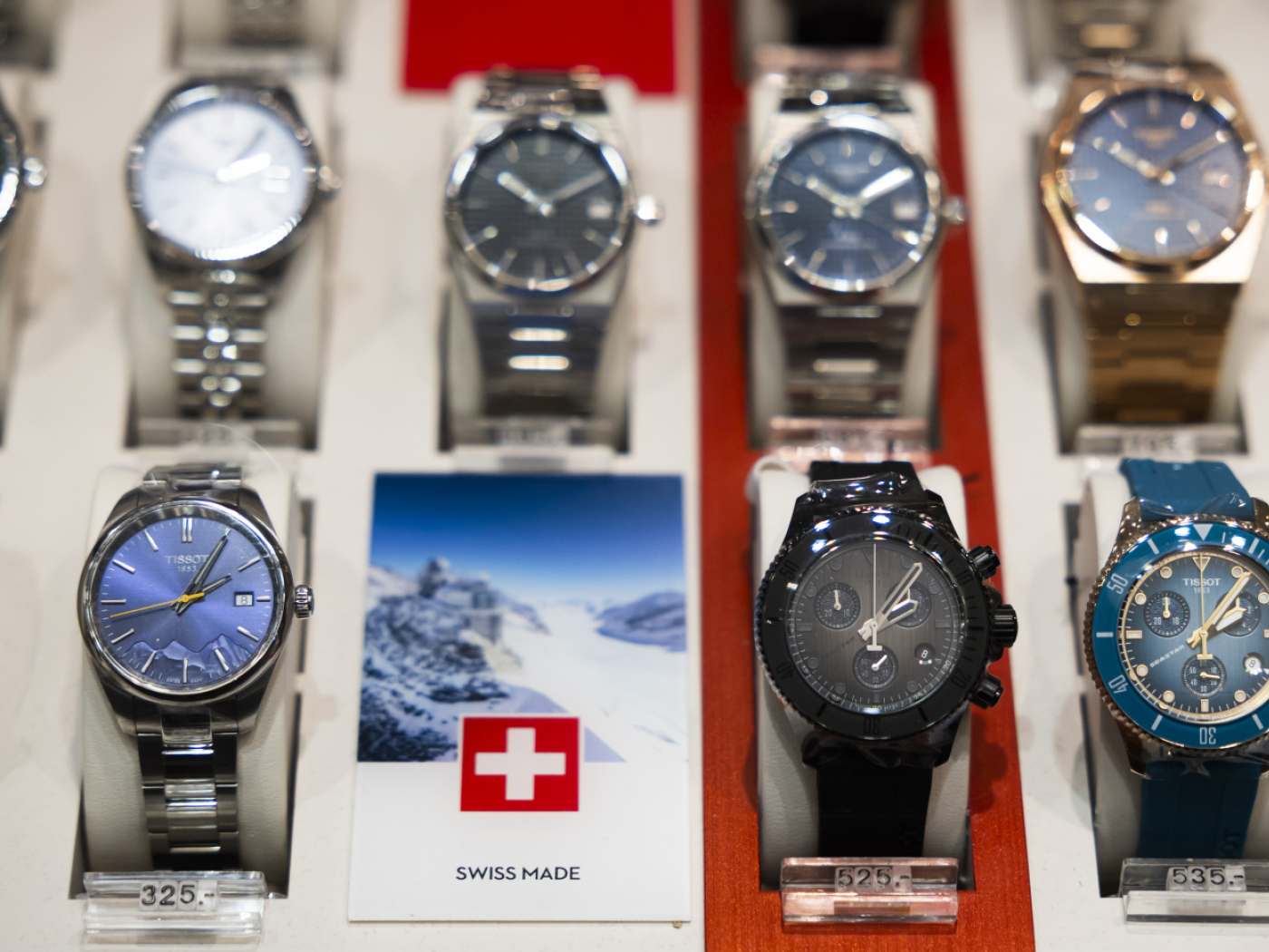 Les exportations horlogères relèvent la tête en février - swissinfo.ch