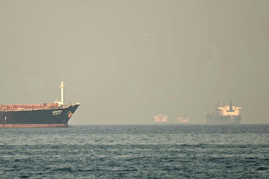 إيران تدعو لتسوية الصراع في اليمن عبر الحوار