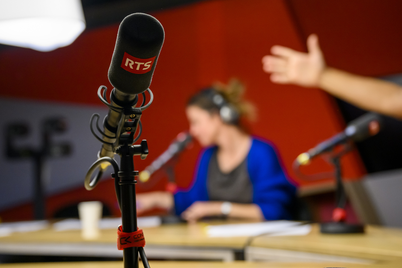 The SBC initiative seeks to cut the annual media licence fee for the national broadcaster from CHF335 ($429) to CHF200 and exempt all businesses.