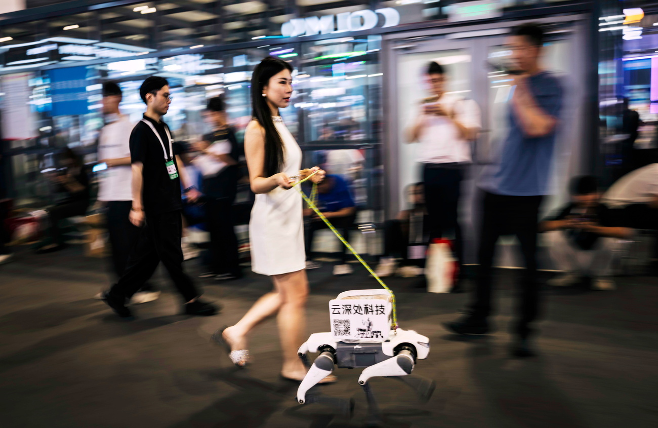 中国新的《五年规划》强调进一步提升国家在战略性技术领域的竞争力。