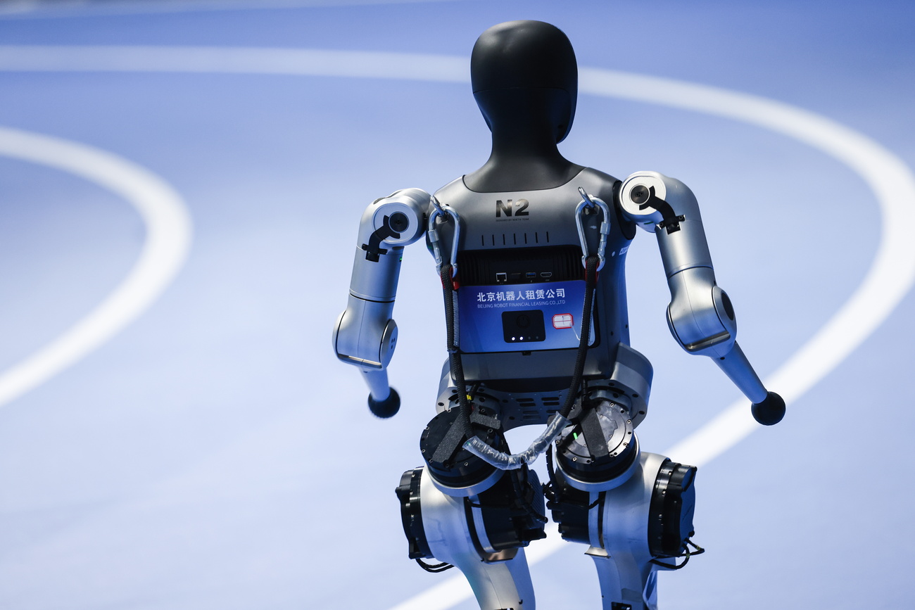 中国距离真正的技术领导地位仍有明显差距