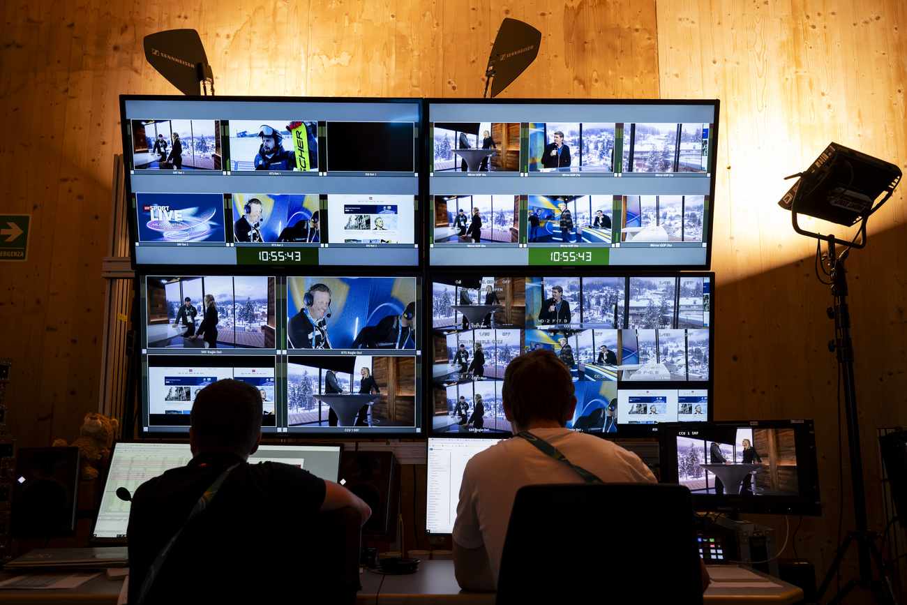 The SBC initiative seeks to reduce the annual licence fee for the national broadcaster from CHF335 ($431) to CHF200 and exempt all businesses.