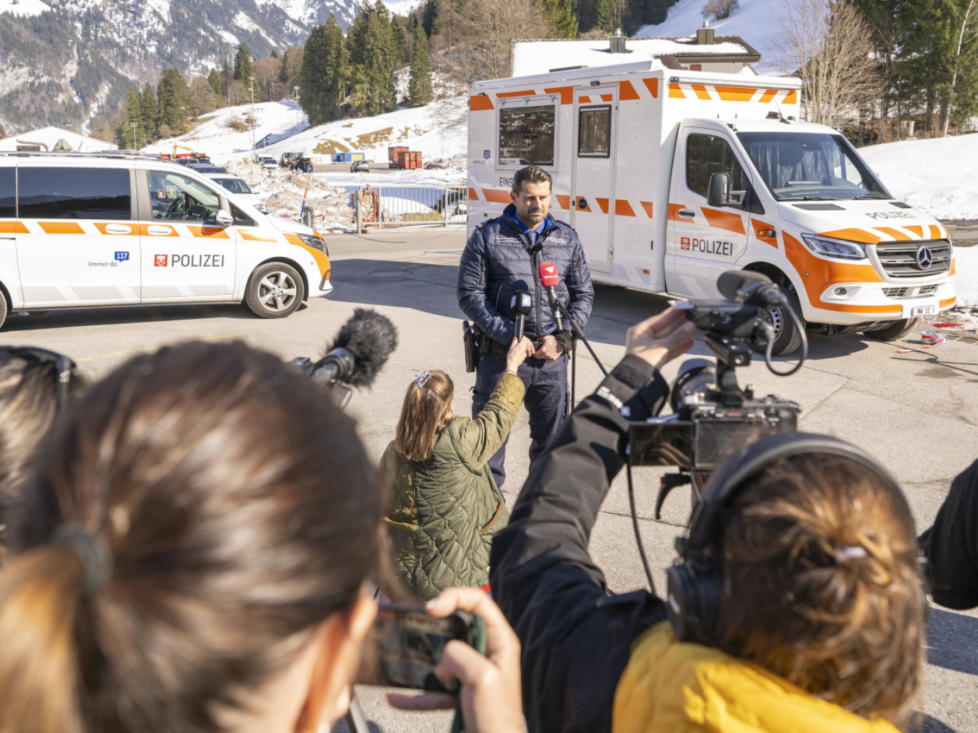 OW: gondola cabin falls in Engelberg