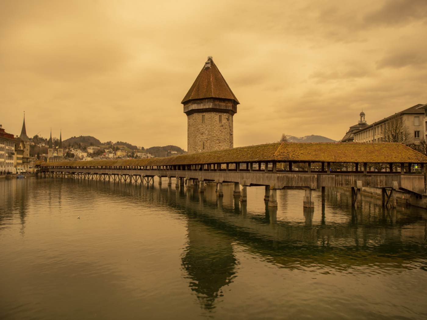 Saharan dust clouds visibility over Switzerland