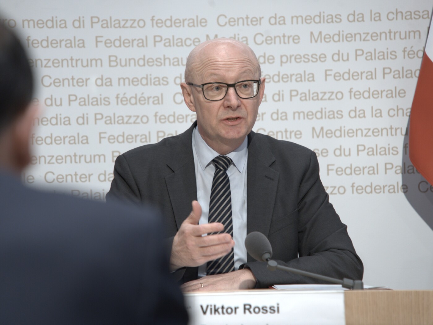 Confederation launches new code of conduct for signature collections