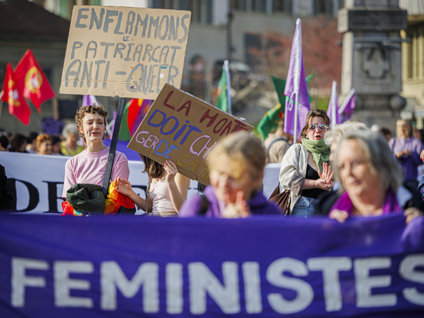 Thousands demonstrate at feminist strike in Lausanne