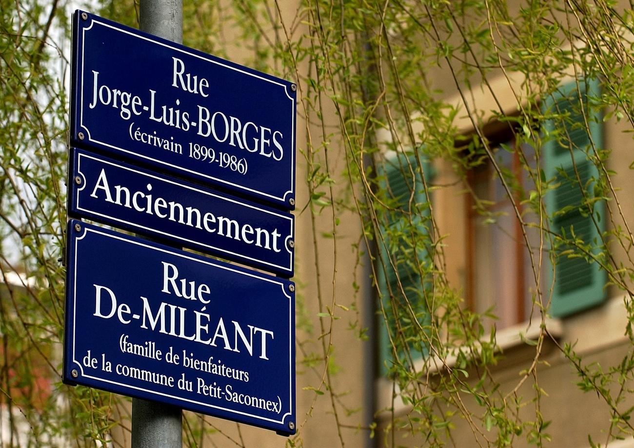 Calle Jorge Luis Borges, antes calle De-Mileant,
