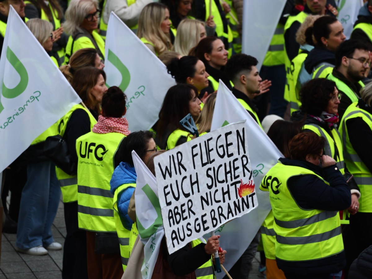 Lufthansa strike leads to flight cancellations in Switzerland Lufthansa strike leads to flight cancellations in Switzerland