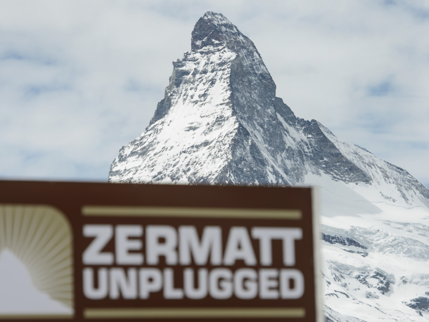 Over 35,000 music fans at the foot of the Matterhorn