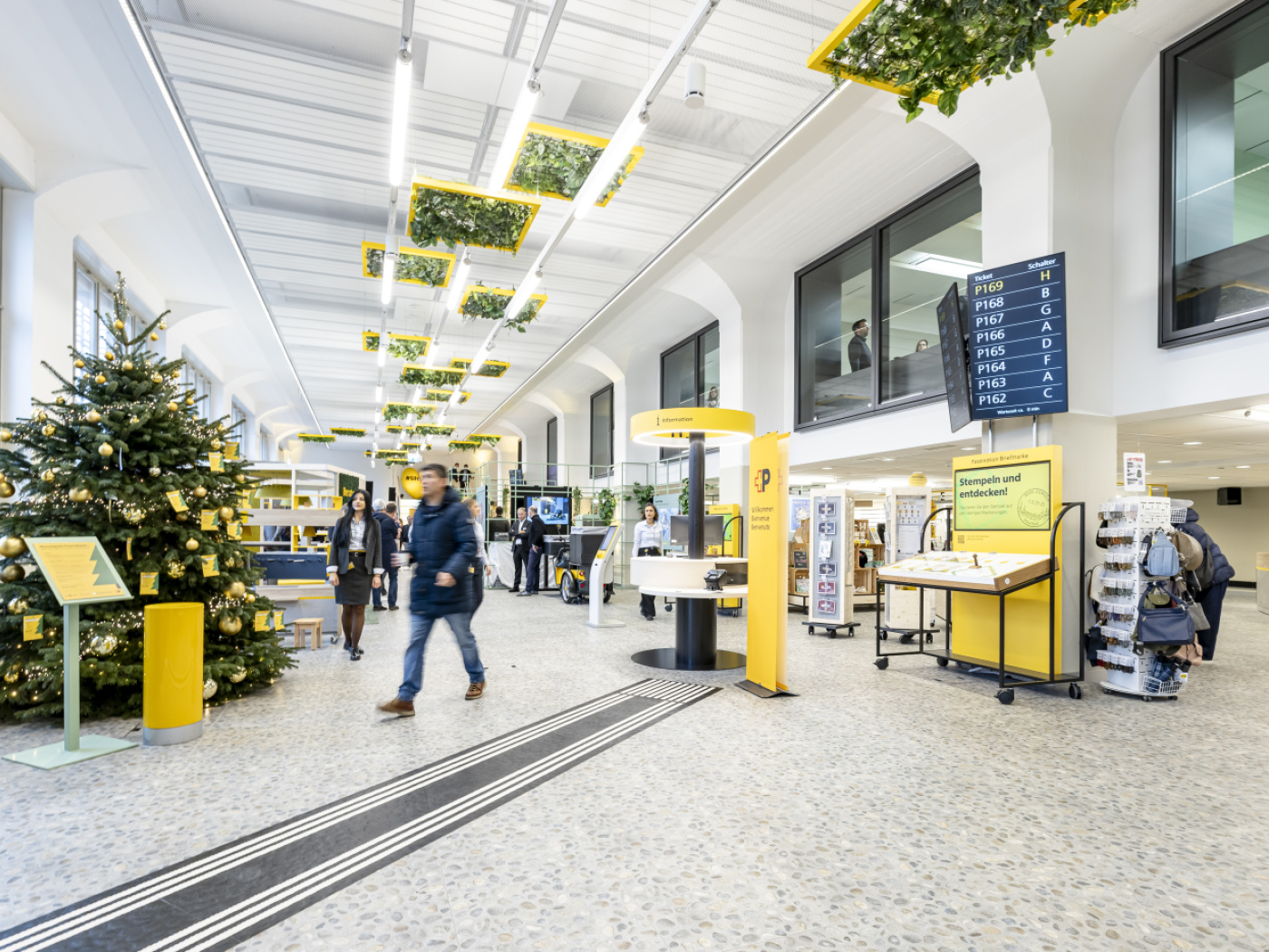 Swiss Post Group CEO relies on Postfinance for growth