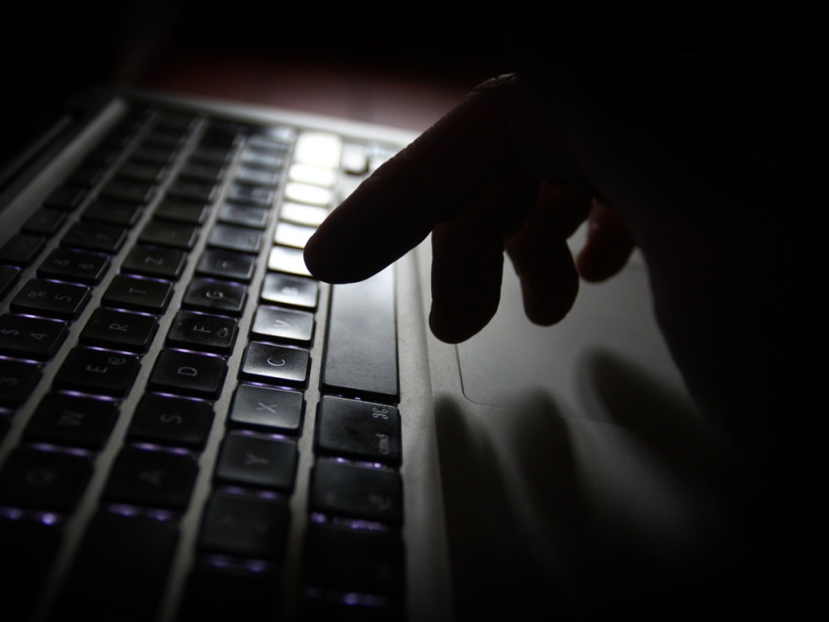 Ten arrested in suspected Swiss-based romance scam Ten arrested in suspected Swiss-based romance scam