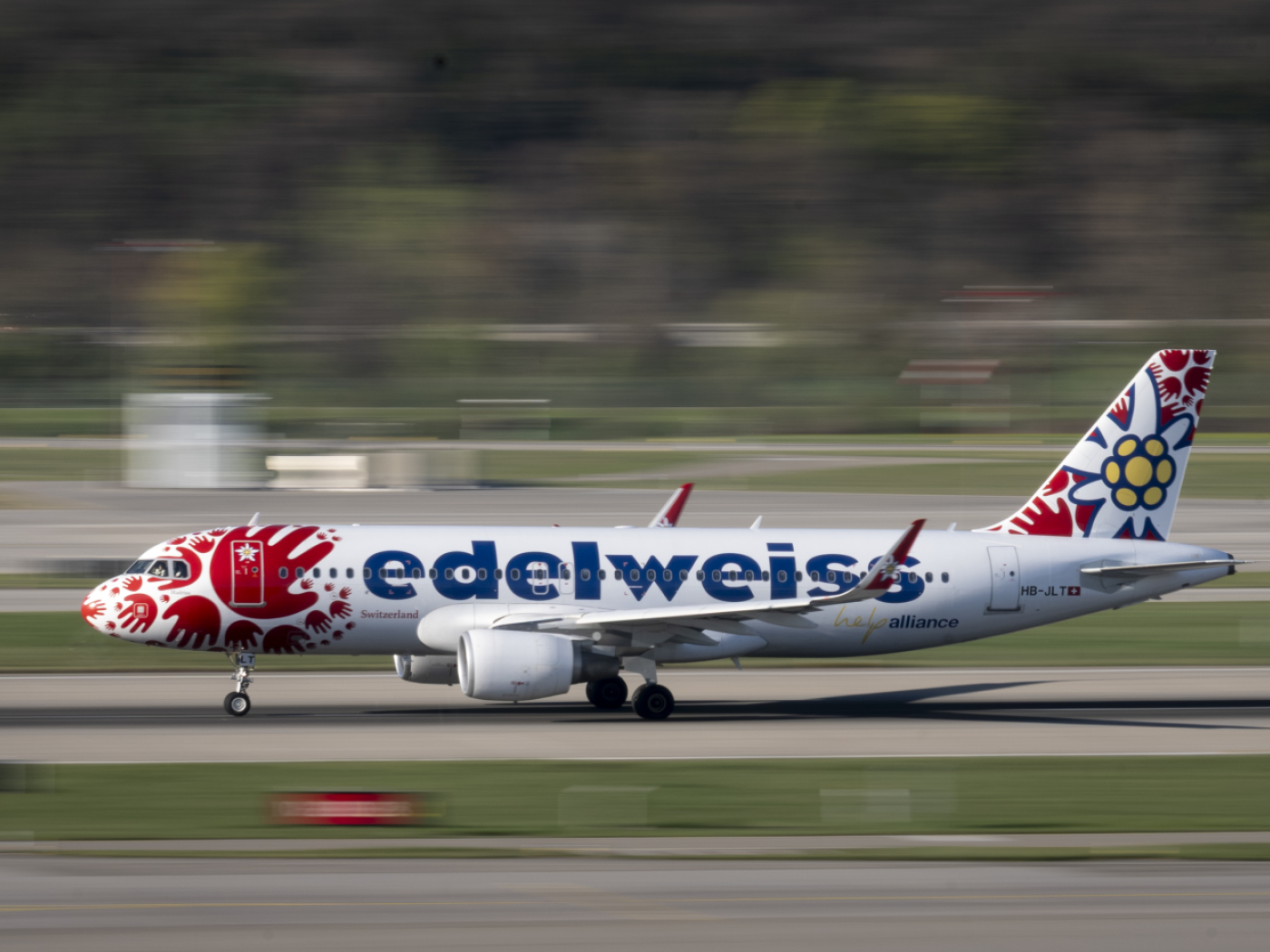 Edelweiss cancels flights to US and Oman, falling demand and oil