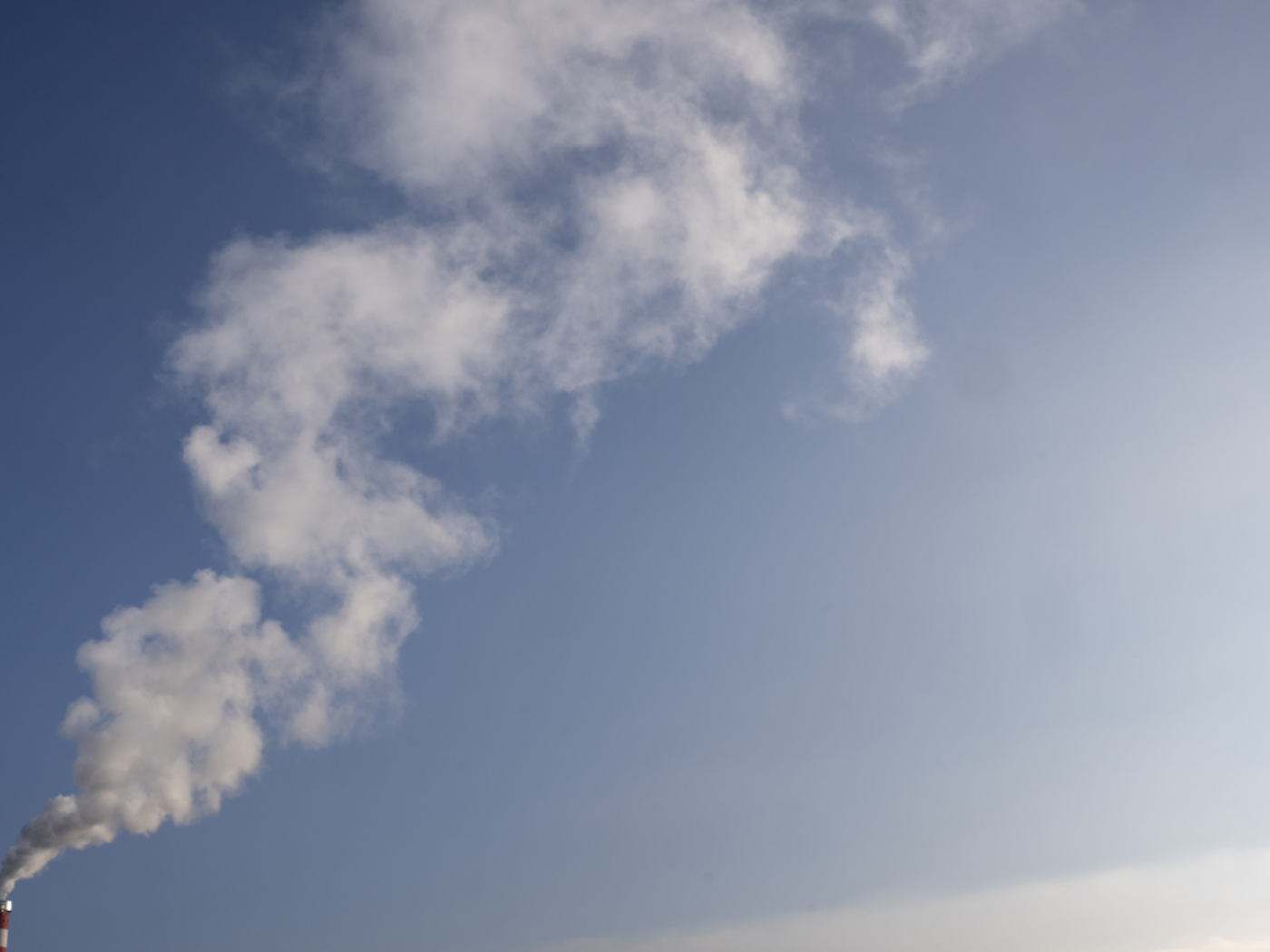 Swiss climate policy ‘lacks ambition’