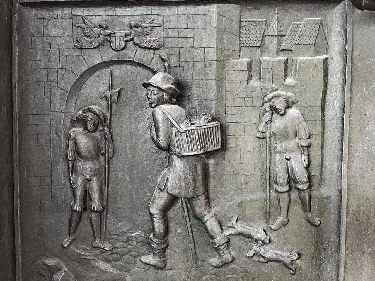 Thomas Platter schmuggelt Hühner und Briefe für den abwesenden Zürcher Reformator Ulrich Zwingli durch das Badener Stadttor.