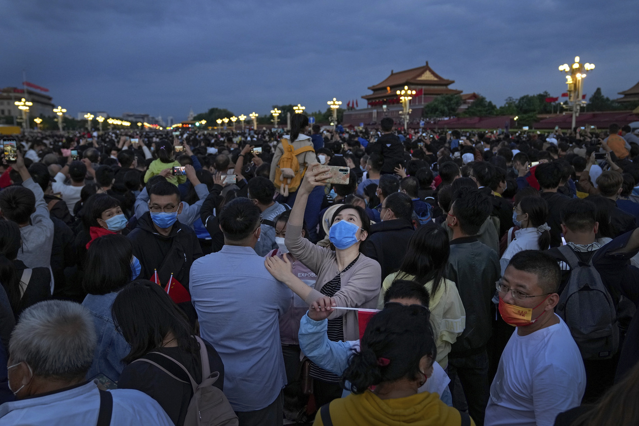 在西方观众眼中，普通博主拍摄的视频真实反映了中国人的生活状态。
