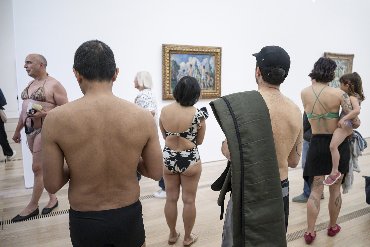 bagnanti alla mostra