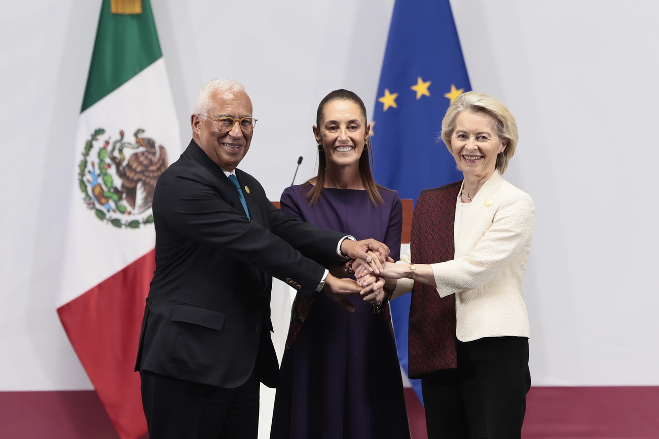 Firma del tratado entre México y la Unión Europea.