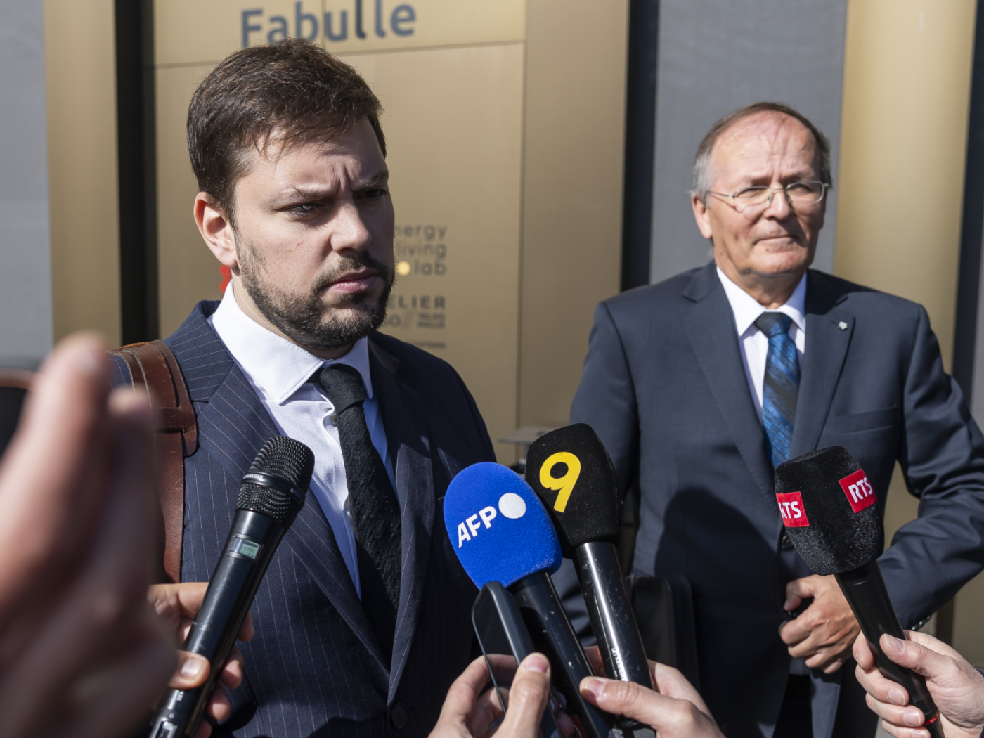 Crans-Montana: ex sindaco Jean-Claude Savoy sceglie di non parlare