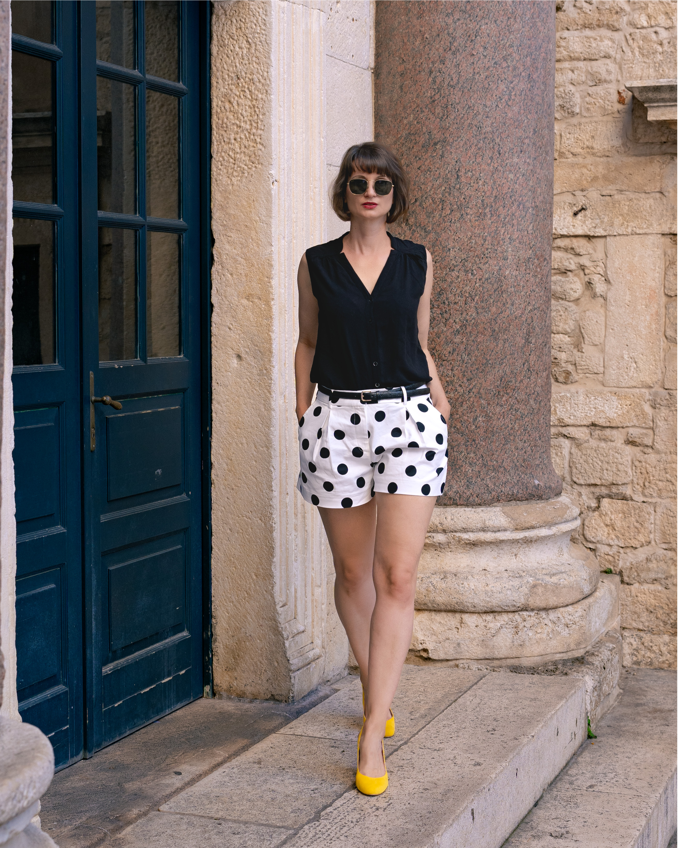 Fiorella Erni con le scarpe di Cheetah Stories.