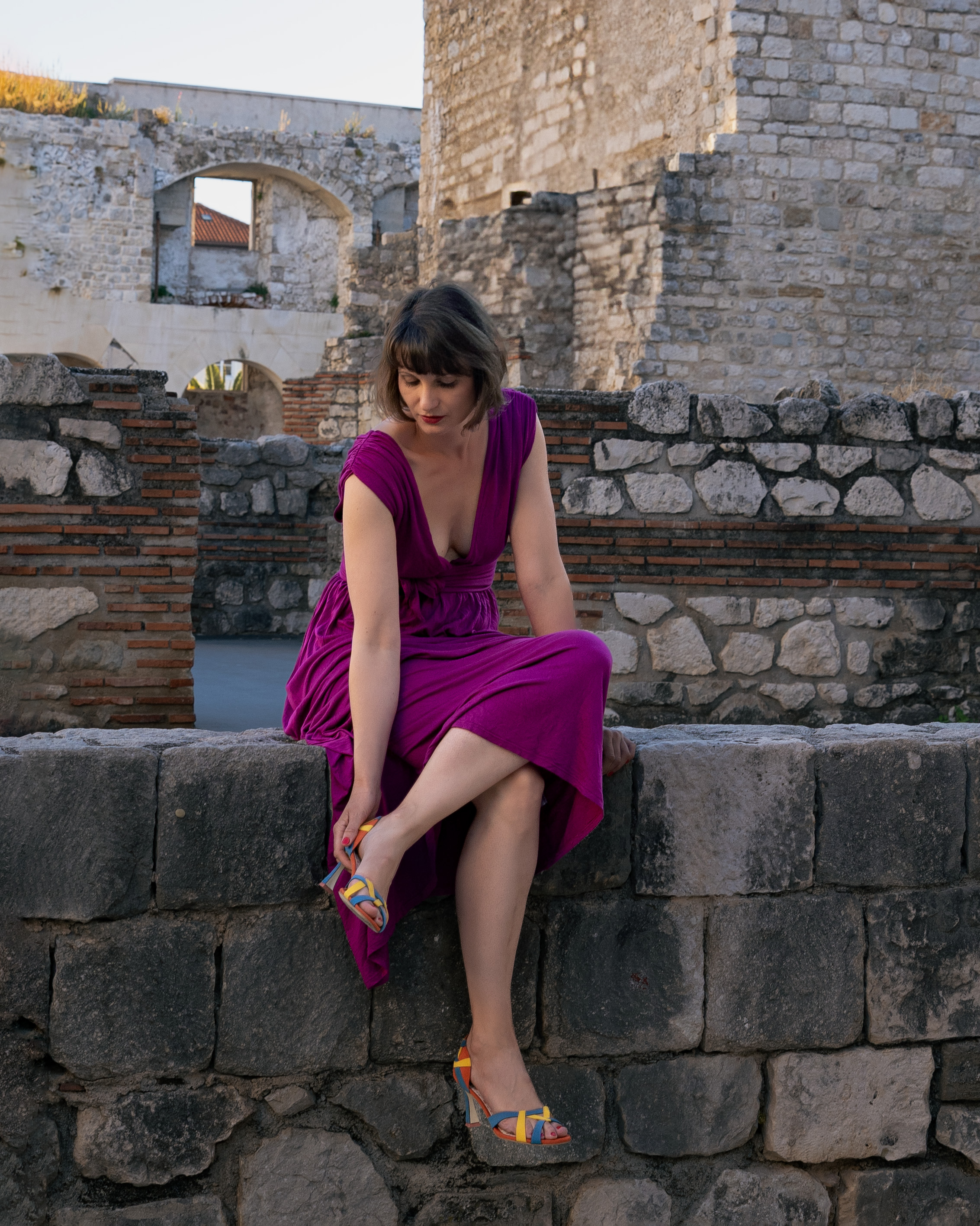 Fiorella Erni con le scarpe del suo marchio.