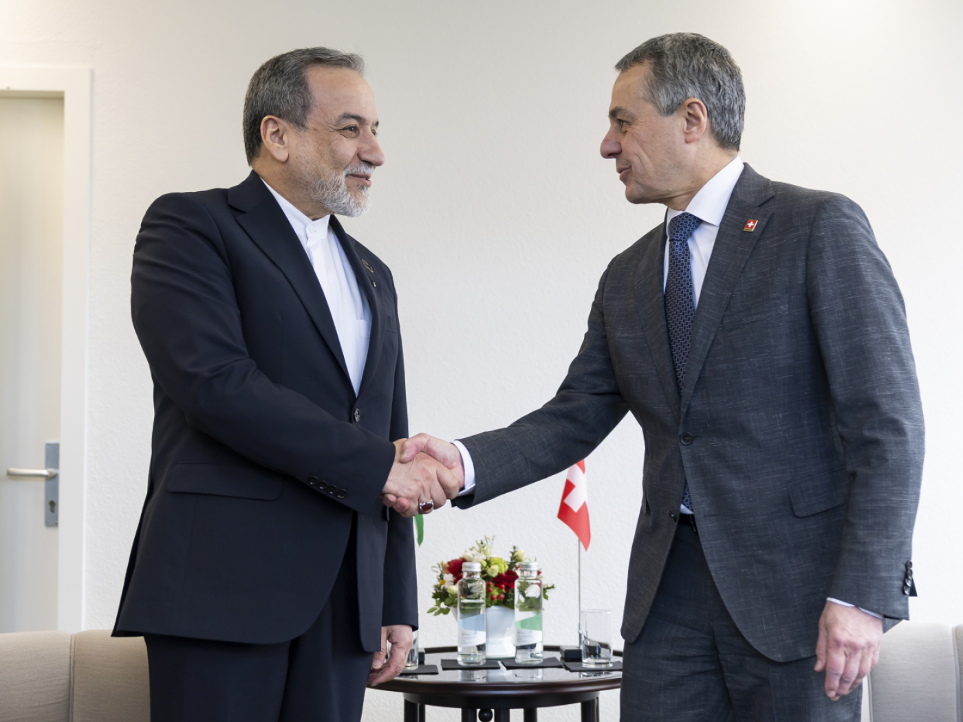 Switzerland-Iran, Cassis speaks with Foreign Minister Araghchi