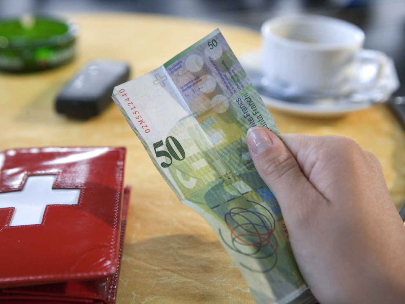 Bern government against forcing restaurants to accept cash Bern government against forcing restaurants to accept cash