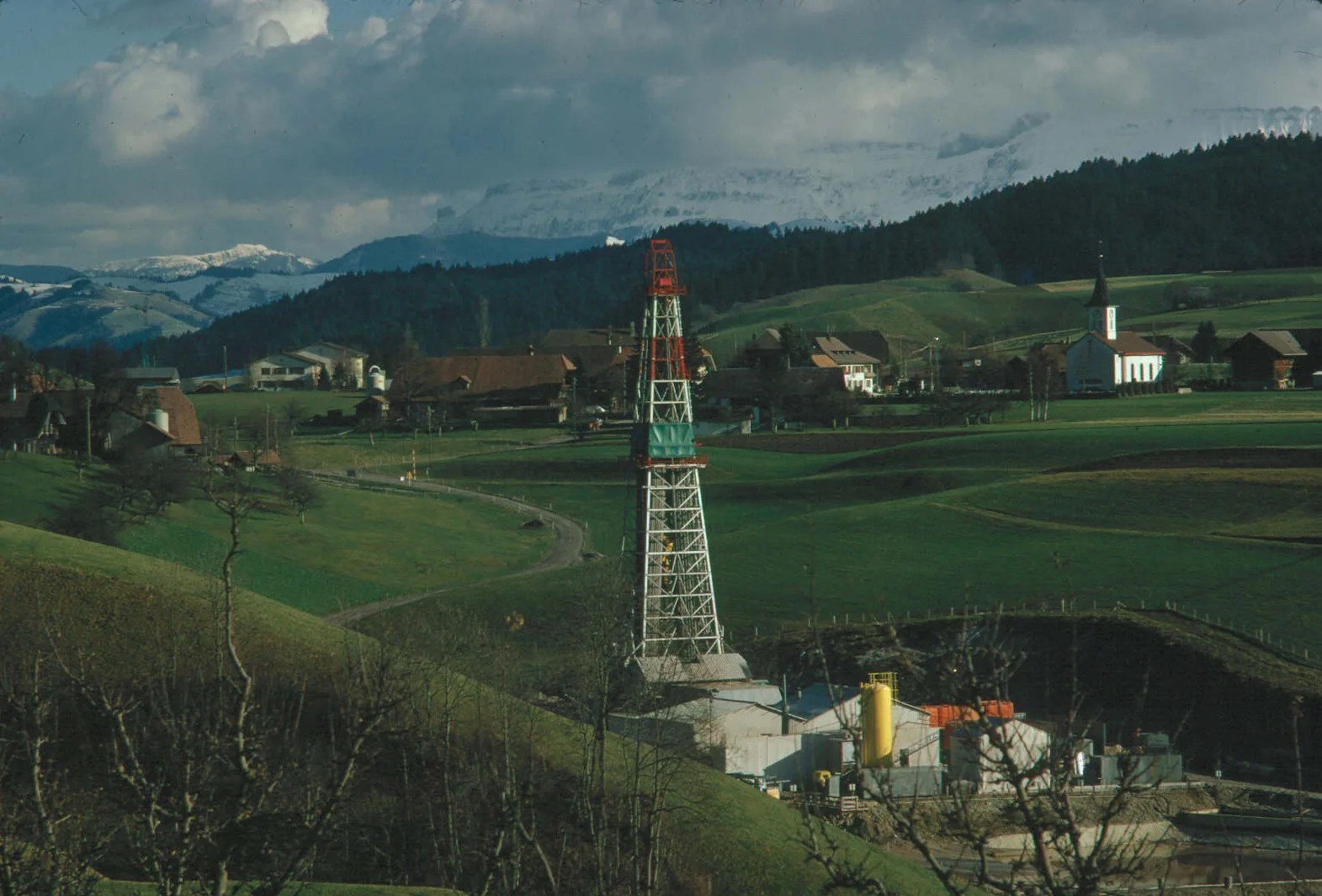 Derrick in der Gemeinde Linden