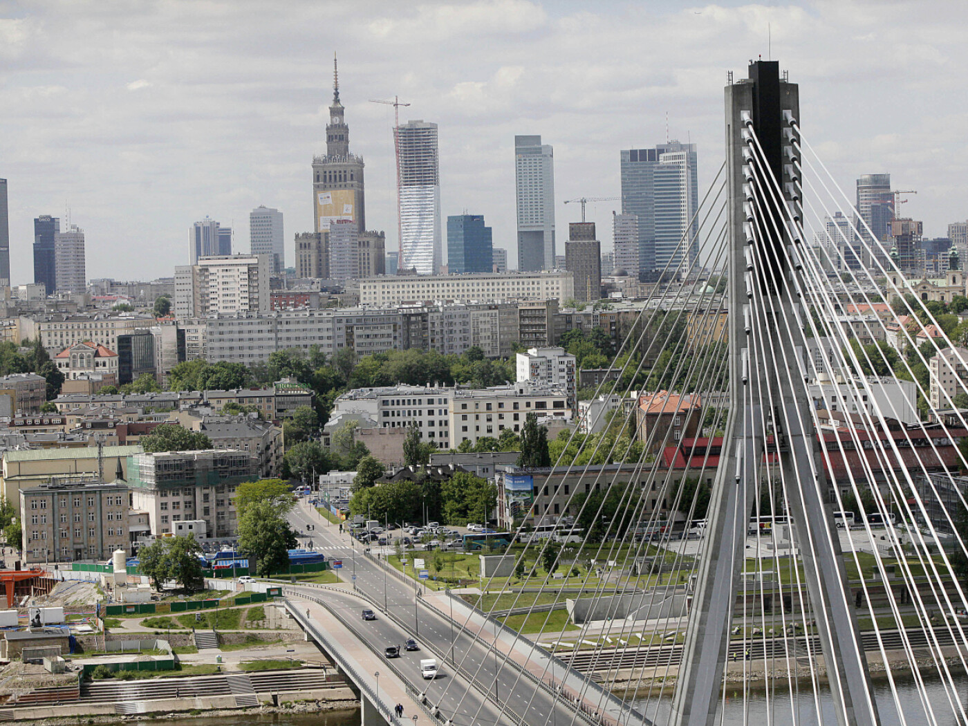 Switzerland sends defence attaché to Poland