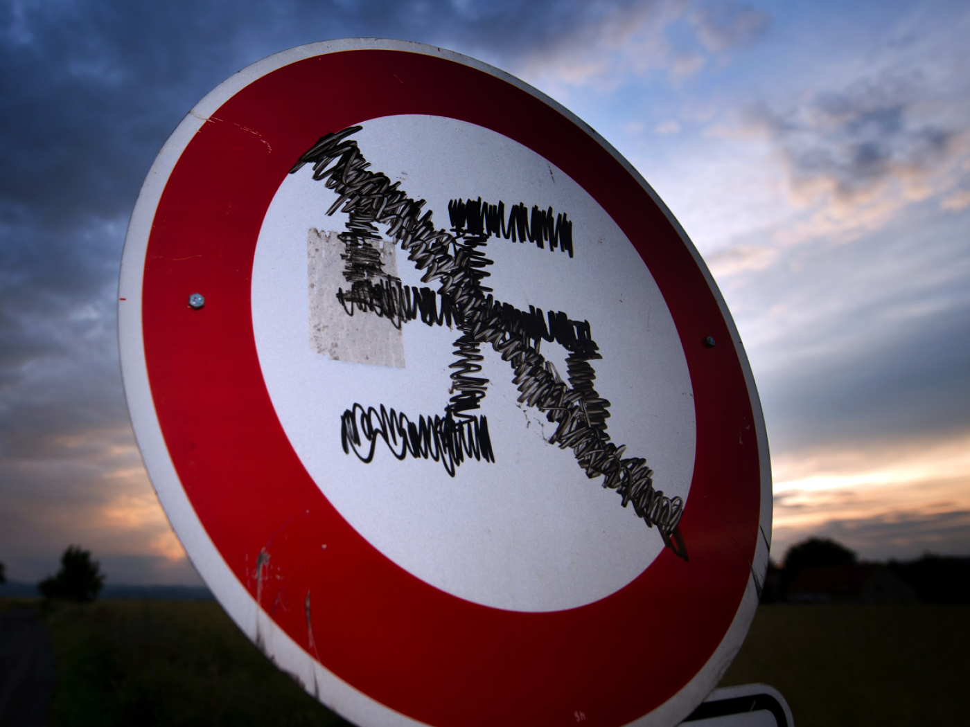 Nazi symbols should be banned in Switzerland, says government