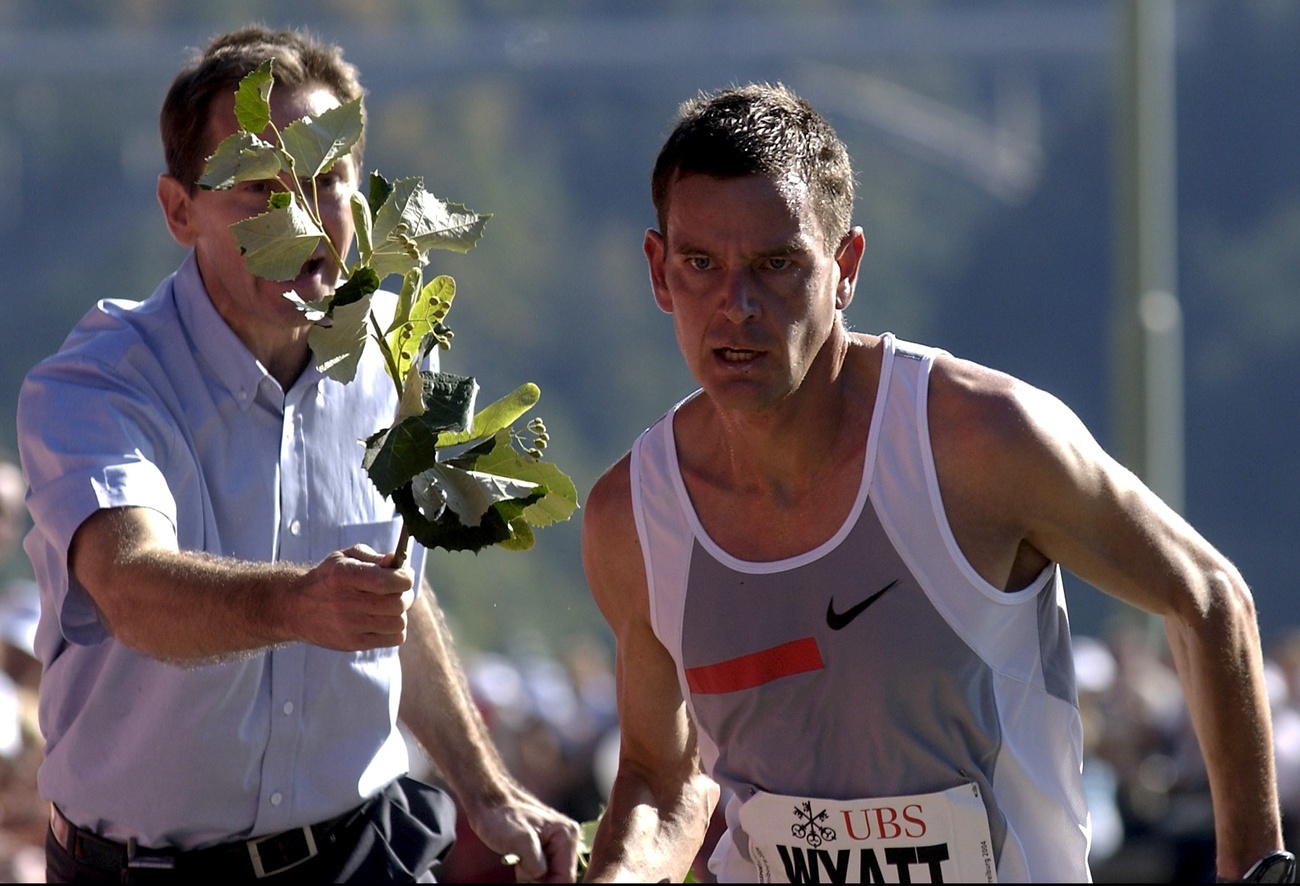 Presentation of a lime tree branch to a winner of the Murten–Fribourg race