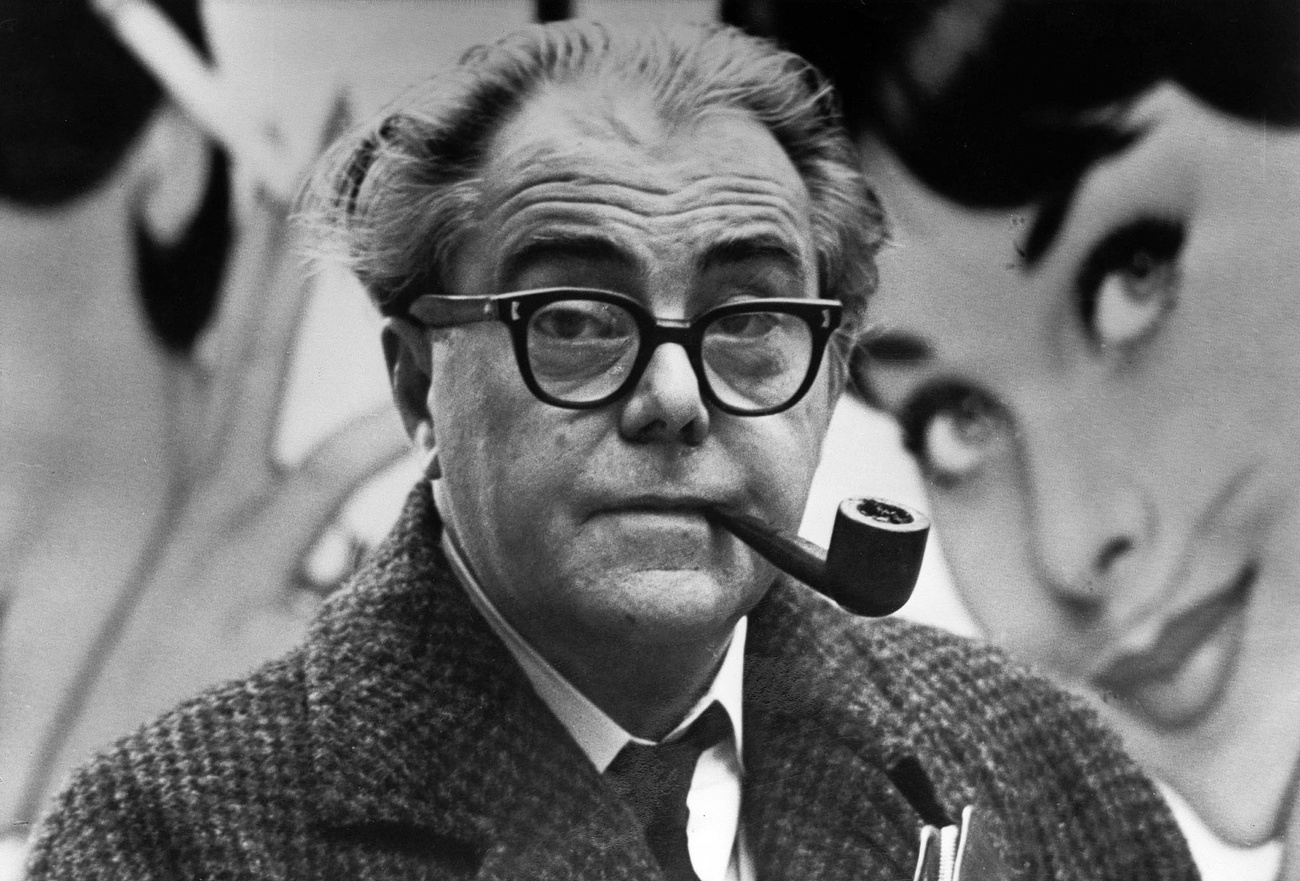 War nicht immer gut auf das Schauspielhaus Zürich zu sprechen, wo ihm später der Durchbruch als Dramatiker gelang: Max Frisch, Schweizer Schriftsteller von Weltrang.