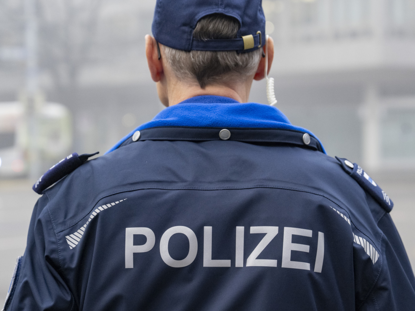 Police evacuate boarding school in Zug after threat