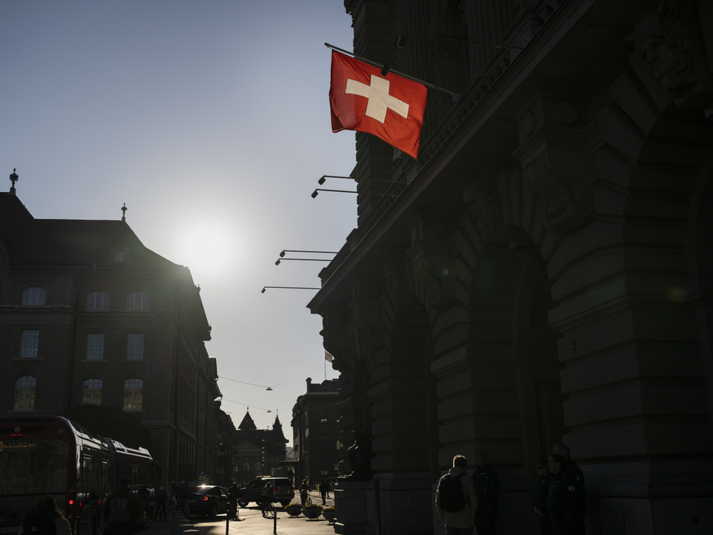 Switzerland posts lower current account surplus