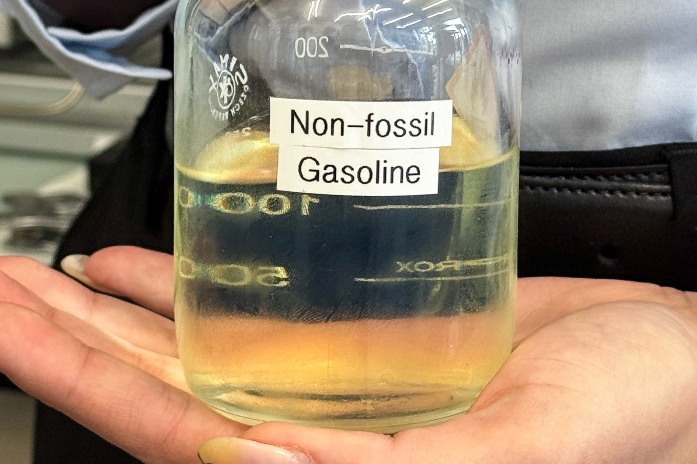 Liquid in a laboratory container