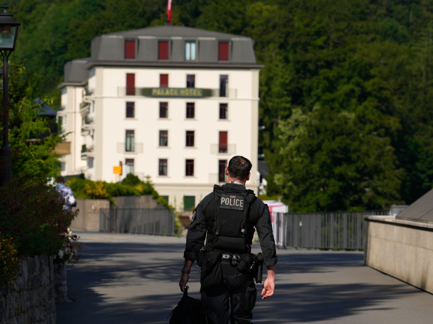 Switzerland Hosts US-Iran Talks Yielding 60-Day Agreement Roadmap on Switzerland Tensions